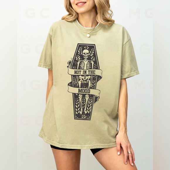 Comfort Colors Not In The Mood Skeleton Coffin Graphic Tee - Picture 3 of 9